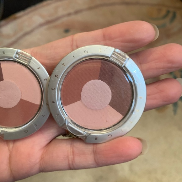 Prestige Eye Shadow Quads EK-04 VELVET . - Picture 2 of 4